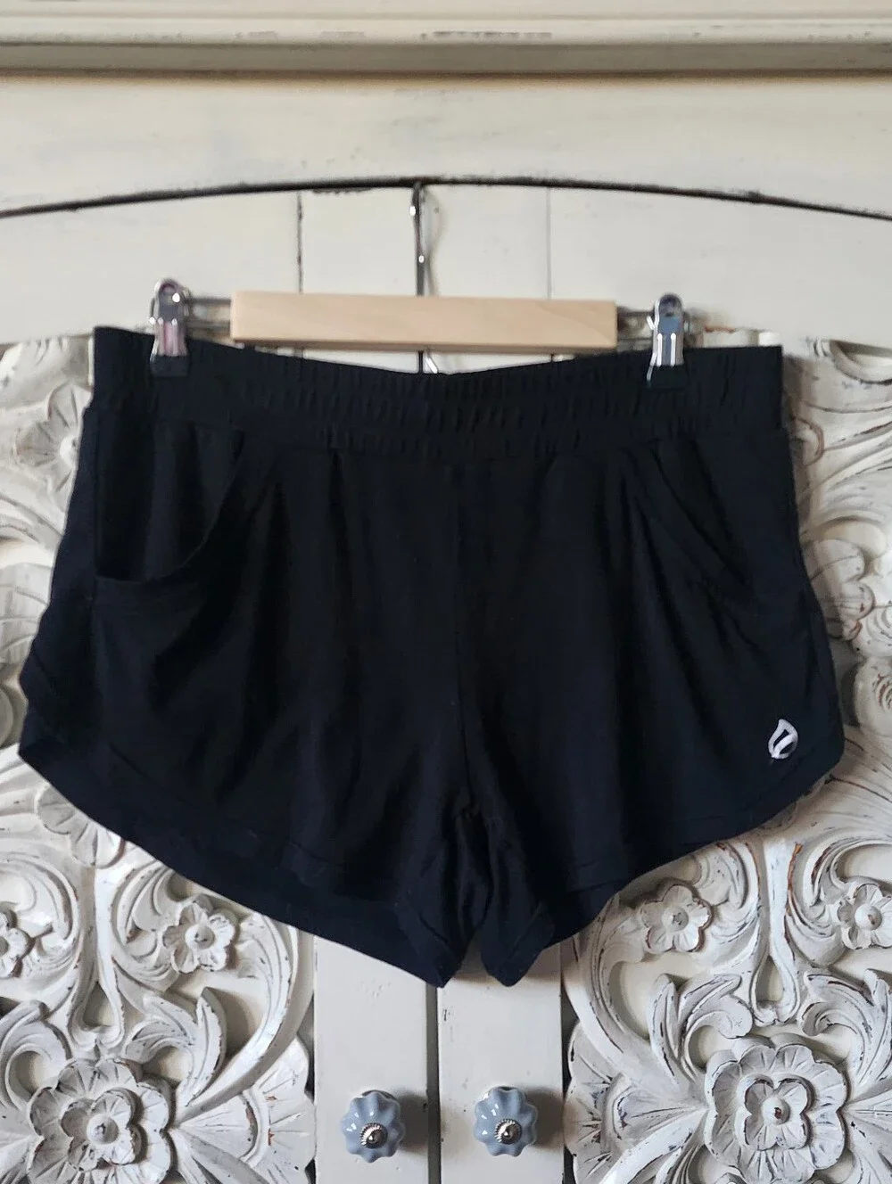 P'tula Black Maribel Short